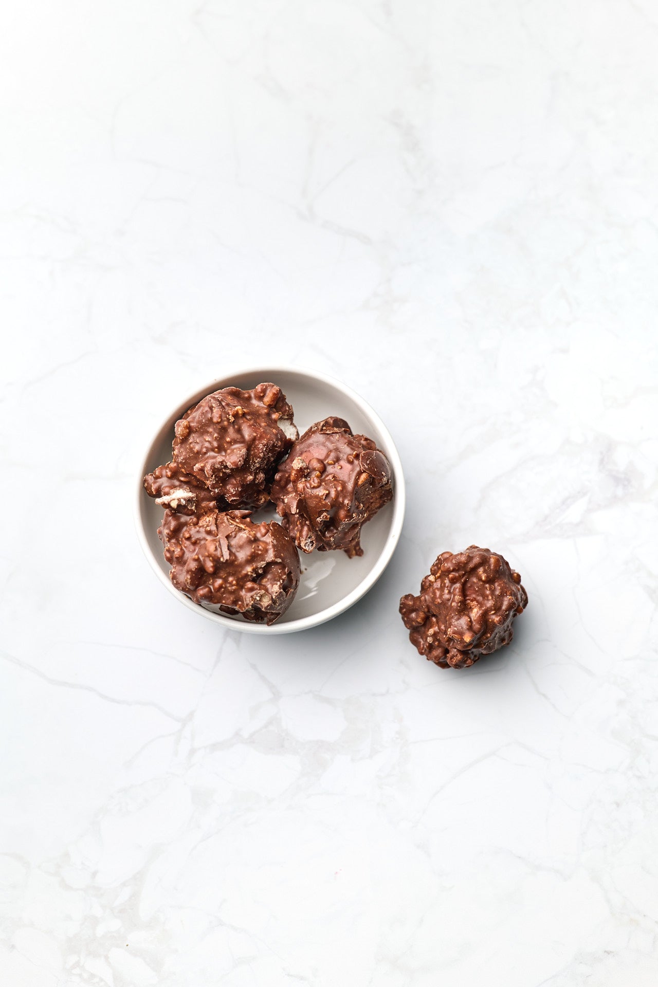 Rocky Road Bites | Peanut Brittle | French Milk Chocolate | 42% Cacao | 100g